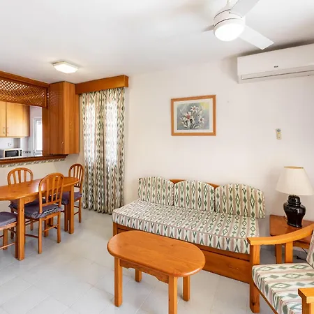 Lively In Andaluc A With Large Pool Apartment *