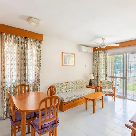 Lively In Andaluc A With Large Pool Apartment