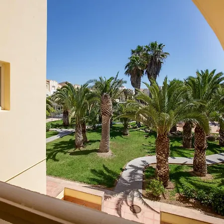 Lively In Andaluc A With Large Pool Las Salinas (Andalucia)